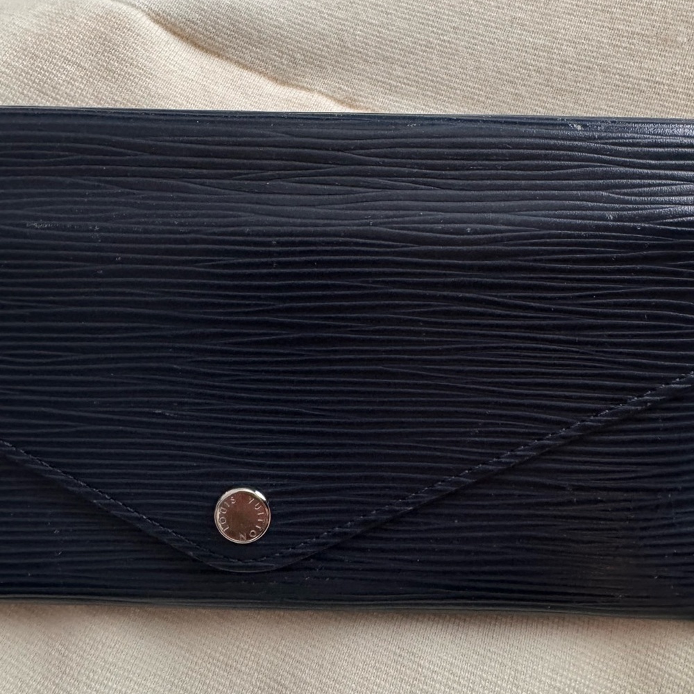 Louis Vuitton Navy Epi Leather Wallet - Picture 7 of 12